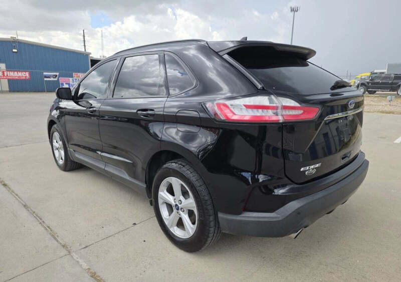 2020 Ford Edge SE