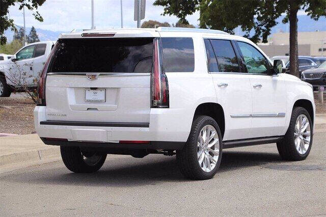 2020 Cadillac Escalade Premium Luxury