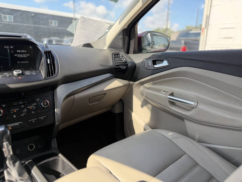 2017 Ford Escape SE
