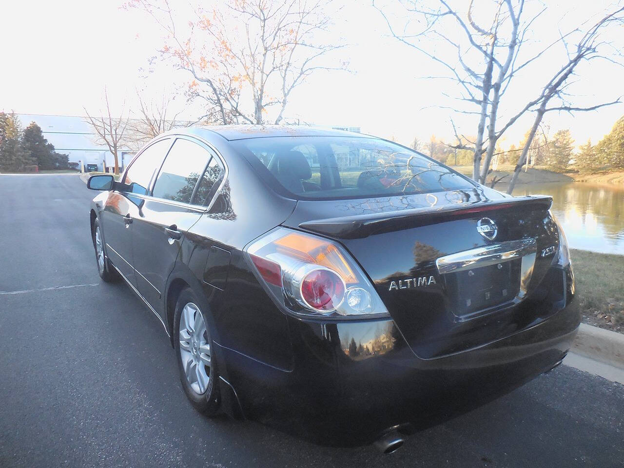 2010 Nissan Altima for sale at Genuine Motors in Schaumburg, IL