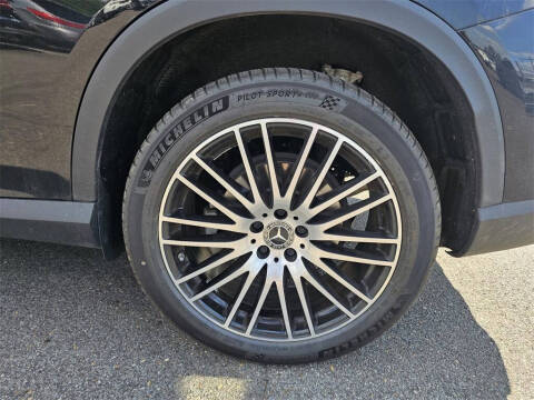 2024 Mercedes-Benz GLC GLC 300
