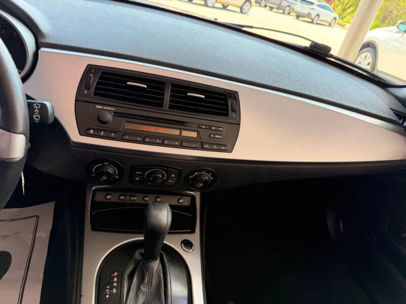 2005 BMW Z4 2.5i