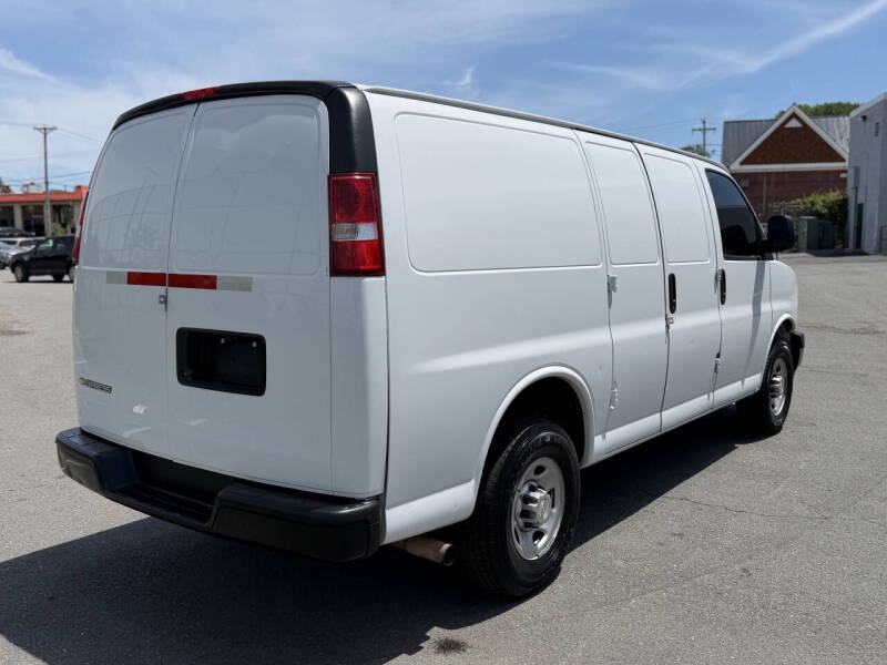 2020 Chevrolet Express 2500