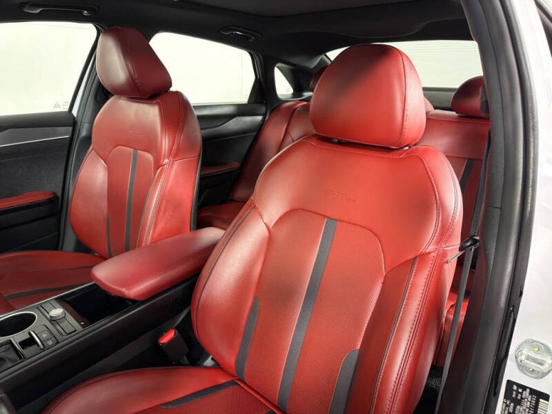 2023 Kia K5