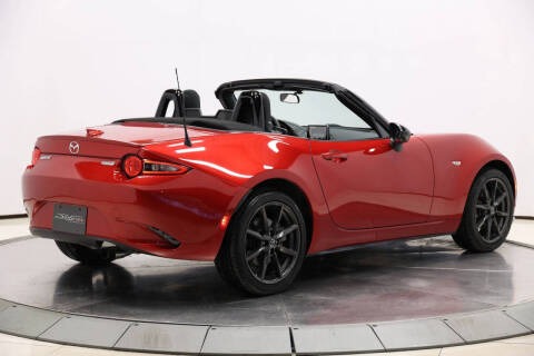 2016 Mazda MX-5 Miata Club