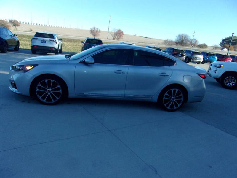 2018 Kia Cadenza Technology