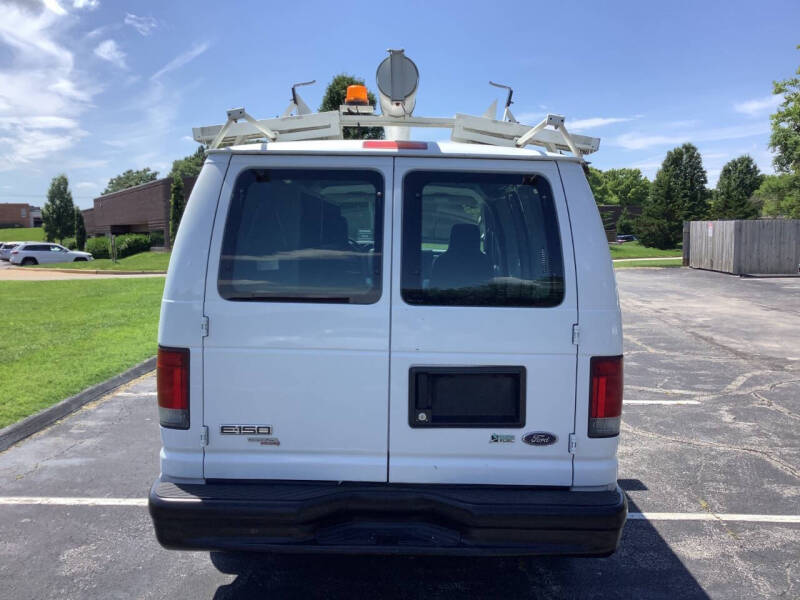 2011 Ford E-Series E-150