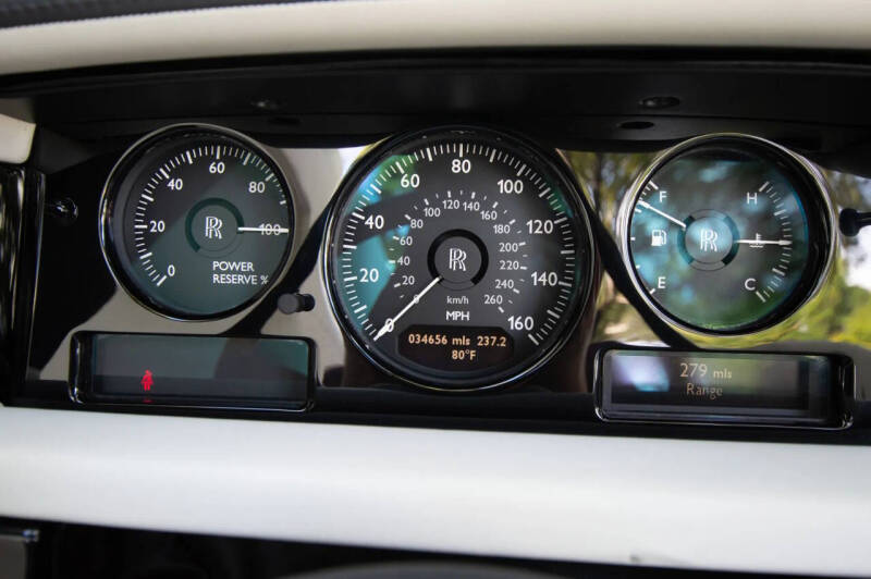 2016 Rolls-Royce Phantom Drophead Coupe