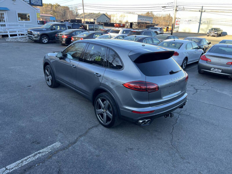 2016 Porsche Cayenne S