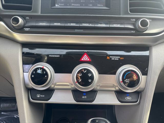 2019 Hyundai Elantra