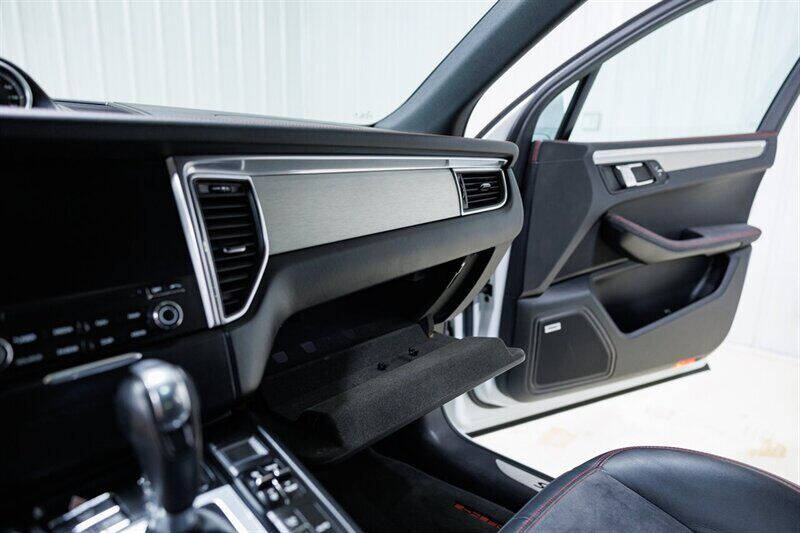 2018 Porsche Macan GTS