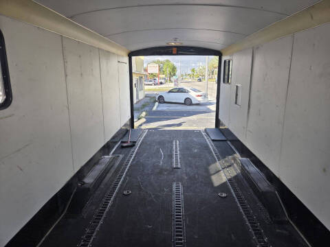 2017 TNT TRAILER V28 FT CAR HOULER