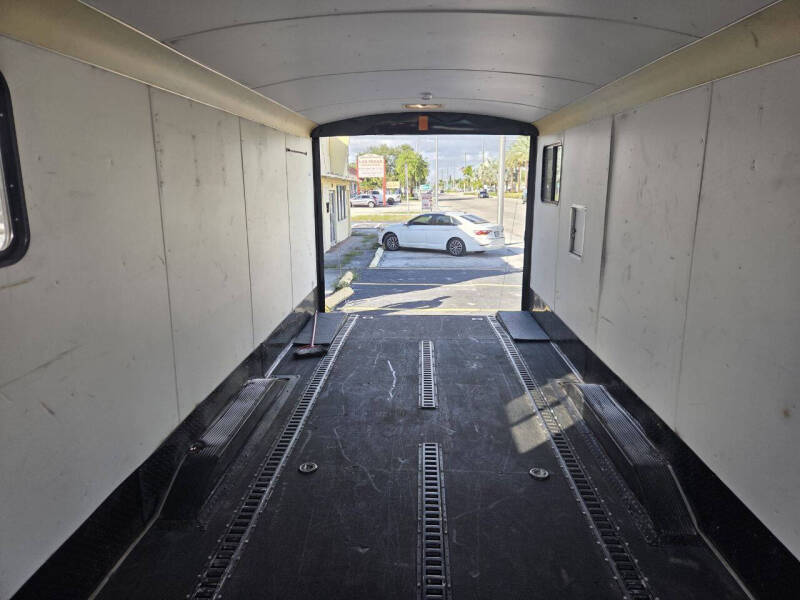 2017 TNT TRAILER V28 FT CAR HOULER