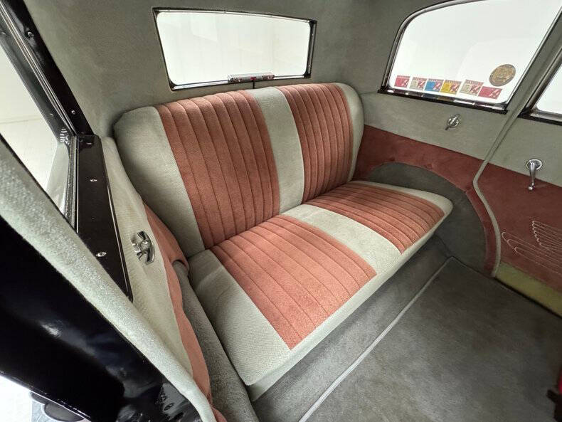 1932 Plymouth Deluxe