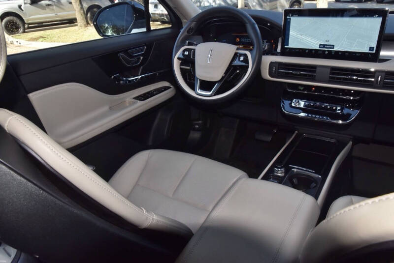 2025 Lincoln Corsair Premiere