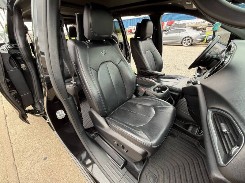 2019 Chrysler Pacifica Touring L Plus
