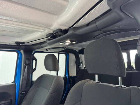 2022 Jeep Gladiator Willys