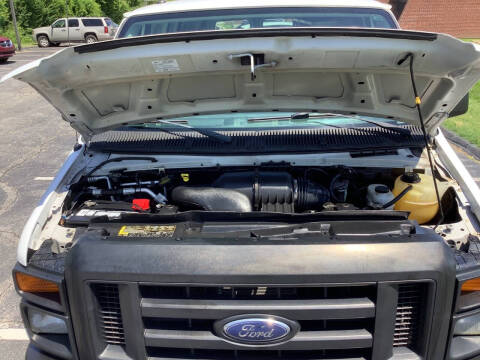 2011 Ford E-Series E-150