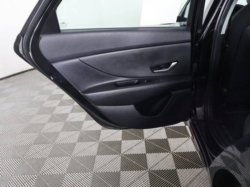 2023 Hyundai Elantra Hybrid Blue