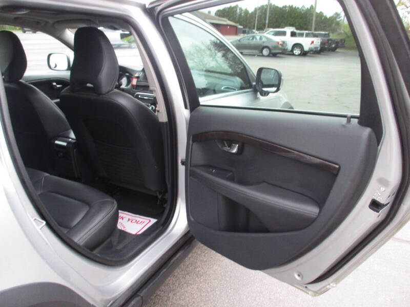 2015 Volvo XC70 T6