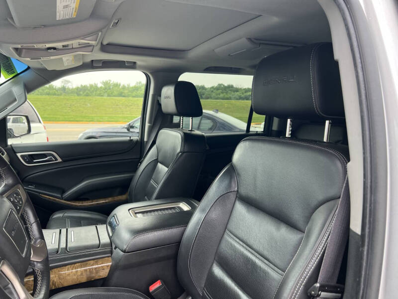 2017 GMC Yukon XL Denali