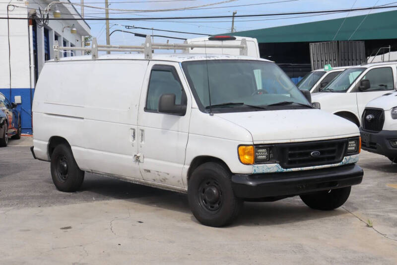 2004 Ford E-Series E-150
