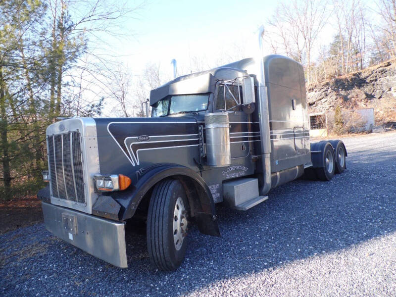 2003 Peterbilt 379