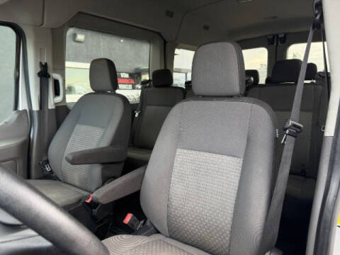 2020 Ford Transit 150 XLT