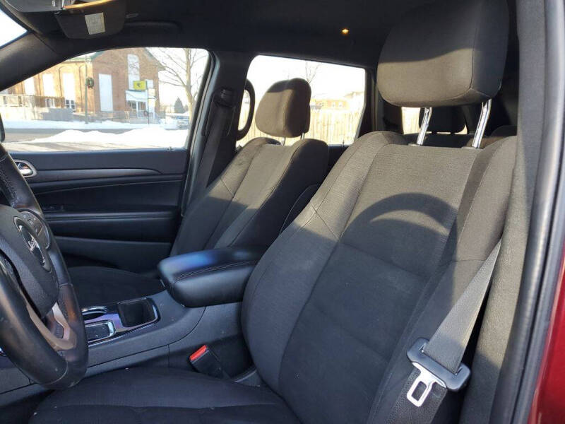 2017 Jeep Grand Cherokee Laredo