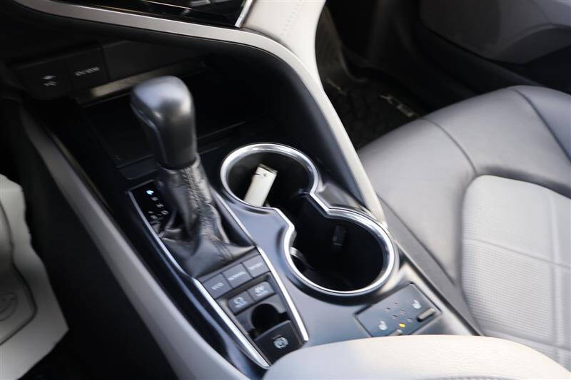 2018 Toyota Camry Hybrid