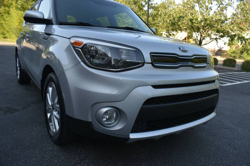 2017 Kia Soul +