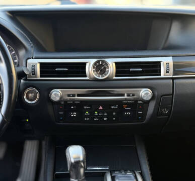 2016 Lexus GS 200t