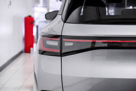 2023 Volkswagen ID.4 Pro