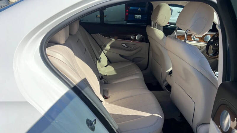 2018 Mercedes-Benz E-Class E 300