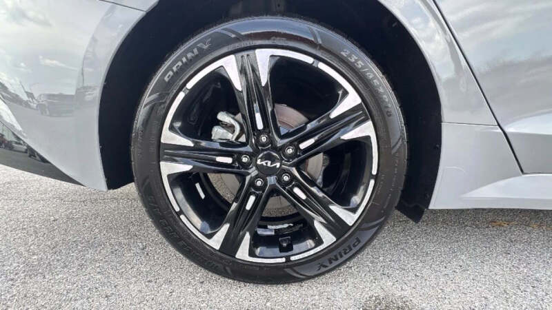 2022 Kia K5