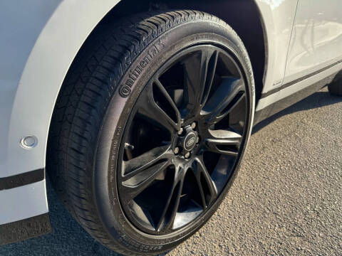 2018 Land Rover Range Rover Velar P250 R-Dynamic SE