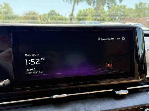 2024 Kia Carnival EX