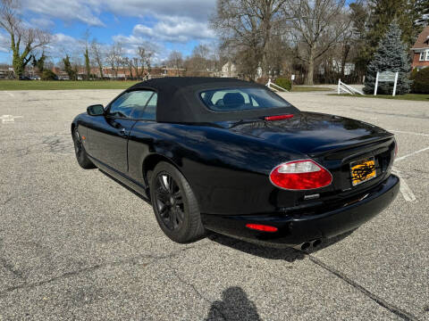 2005 Jaguar XKR