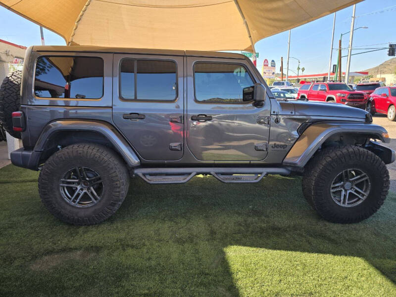 2020 Jeep Wrangler Unlimited Sahara Altitude
