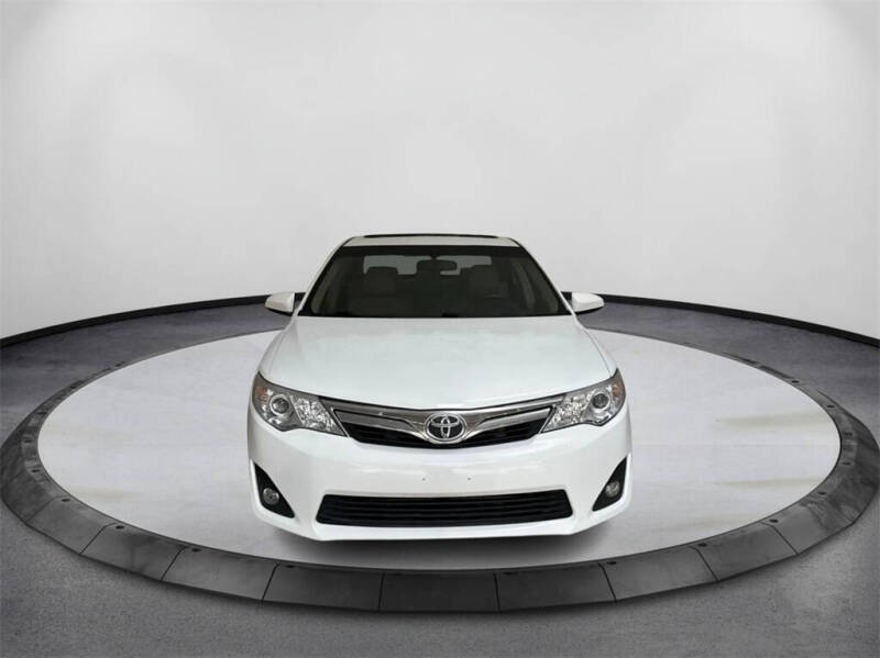 2014 Toyota Camry XLE V6