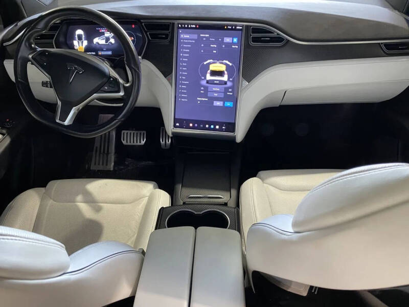 2016 Tesla Model X P90D