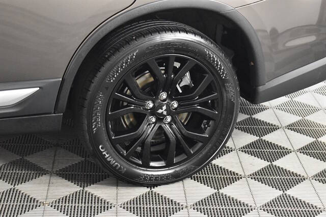 2018 Mitsubishi Outlander ES