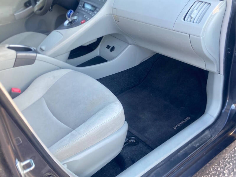 2013 Toyota Prius Four