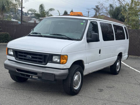 2006 Ford E-Series E-350 SD XLT