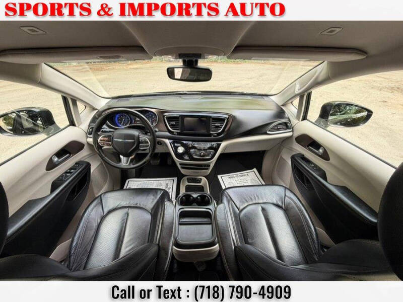 2018 Chrysler Pacifica Touring L
