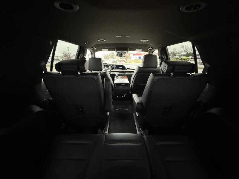 2022 Cadillac Escalade Luxury