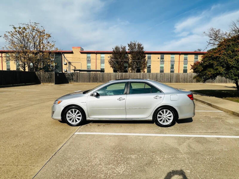 2014 Toyota Camry Hybrid
