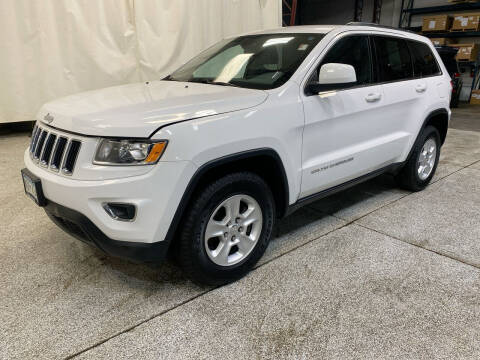 2015 Jeep Grand Cherokee for sale at Victoria Auto Sales - Waconia Dodge in Waconia MN