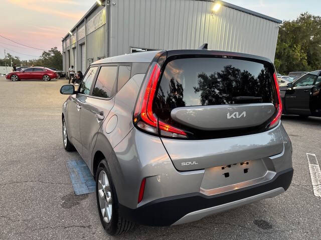 2023 Kia Soul LX