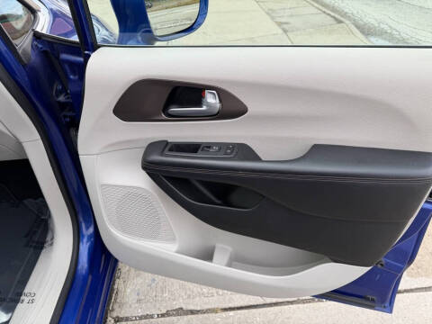 2019 Chrysler Pacifica Touring L